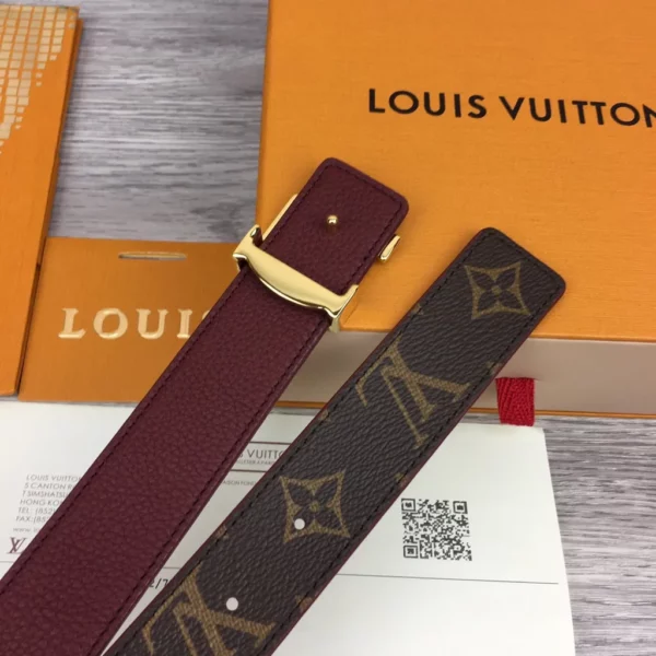 Louis Vuitton belt