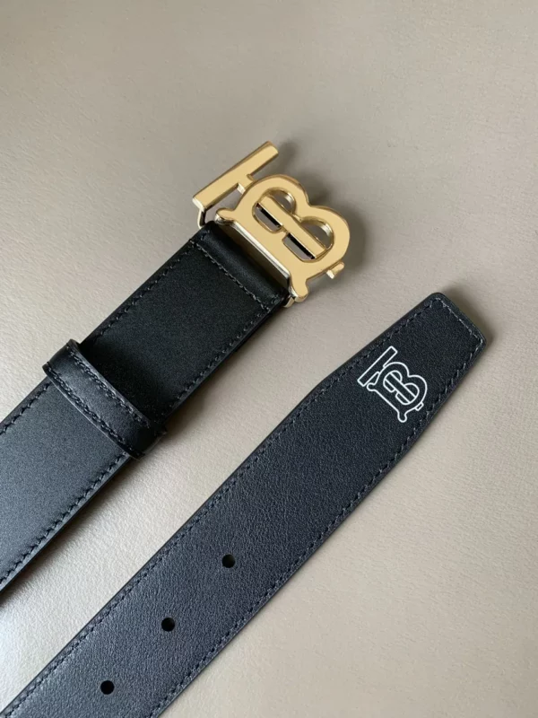 Burberry belt