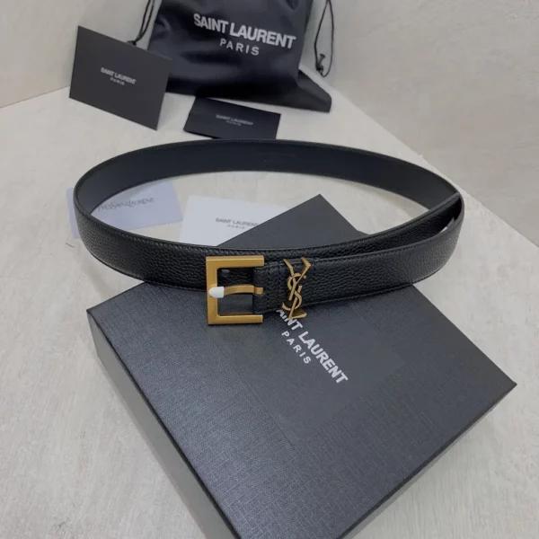 Saint Laurent belt