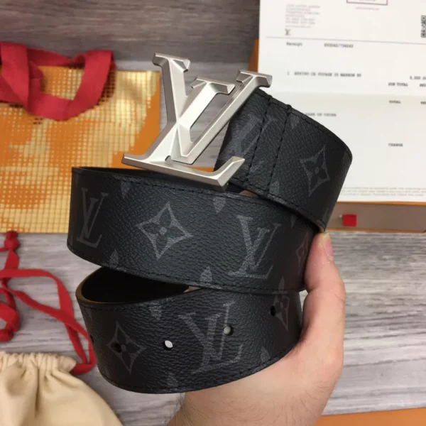 Louis Vuitton belt