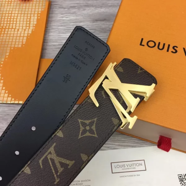 Louis Vuitton belt