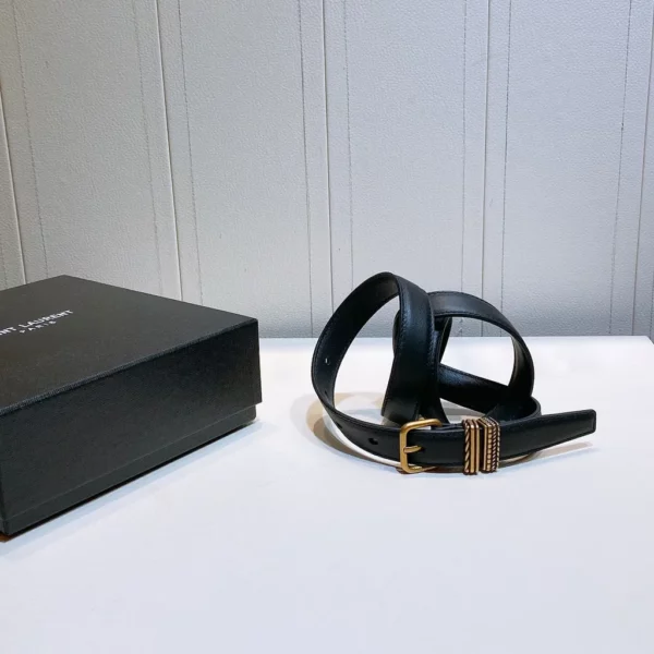 Saint Laurent belt