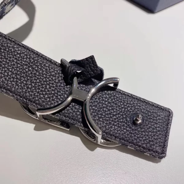 Dior belt