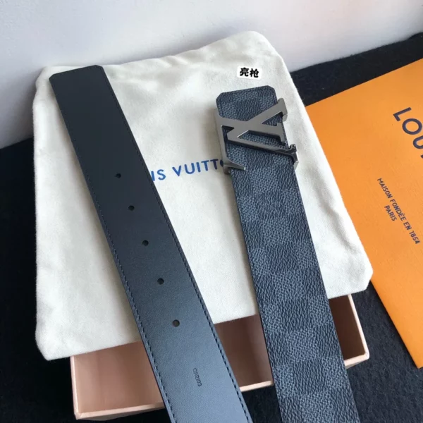 Louis Vuitton belt