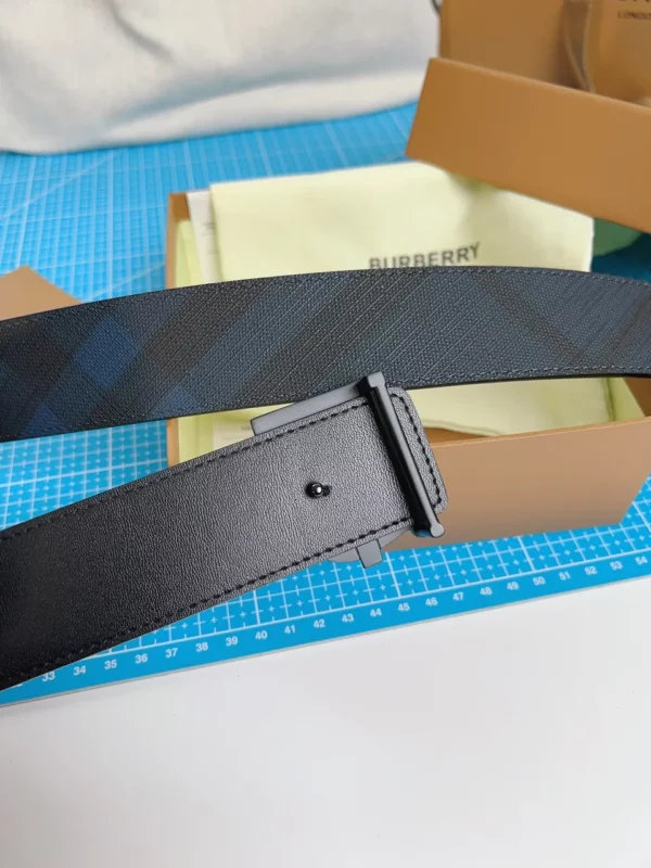 Burberry belt