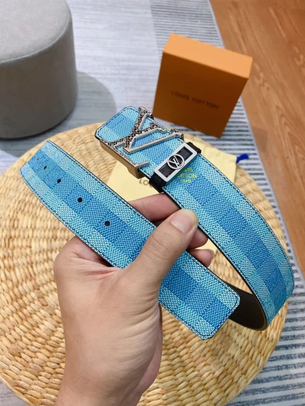 Louis Vuitton belt