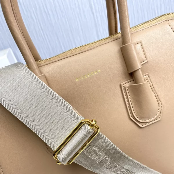 Givenchy bag - replica bags