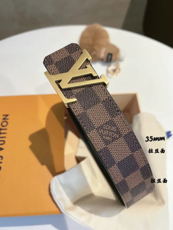 Louis Vuitton belt