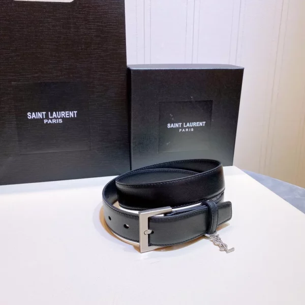 Saint Laurent belt