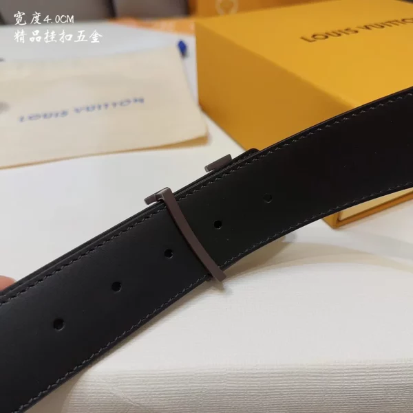 Louis Vuitton belt