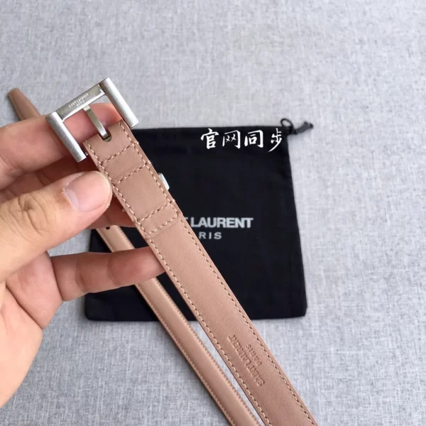 Saint Laurent belt