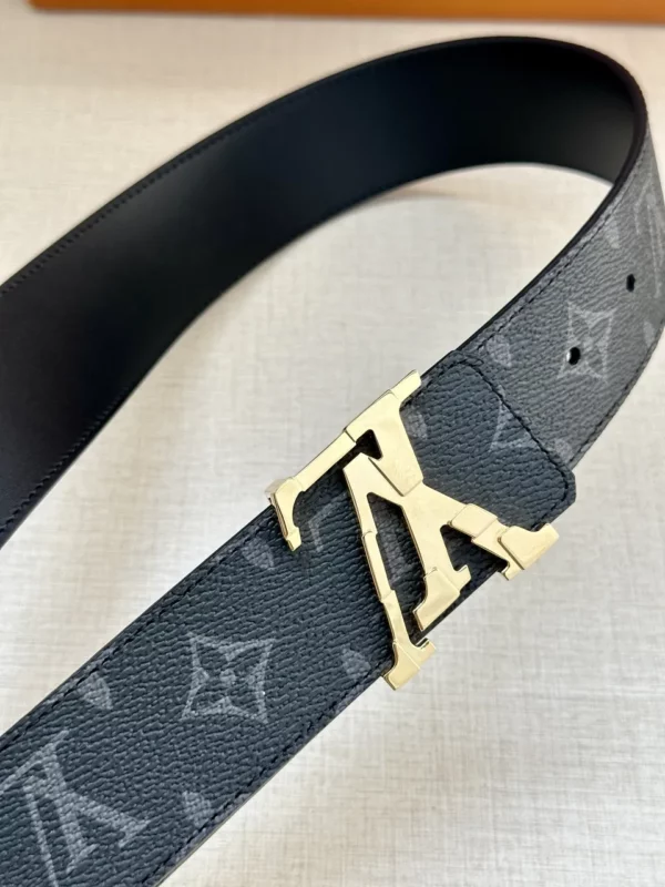 Louis Vuitton belt