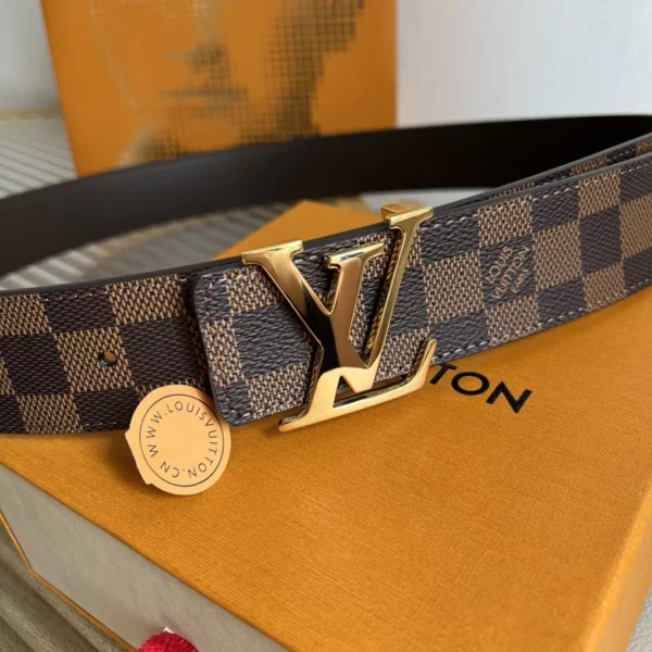 Louis Vuitton belt