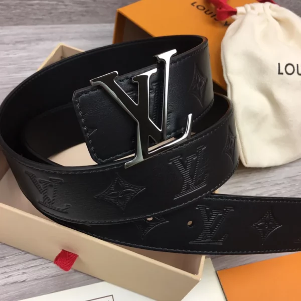 Louis Vuitton belt