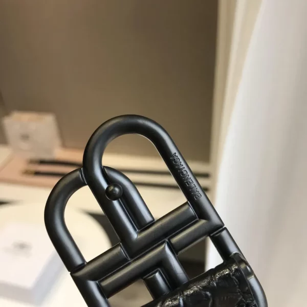 Balenciaga belt