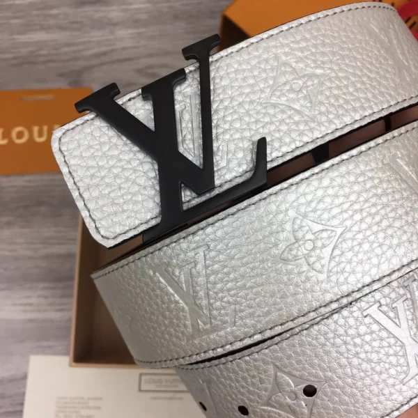 Louis Vuitton belt