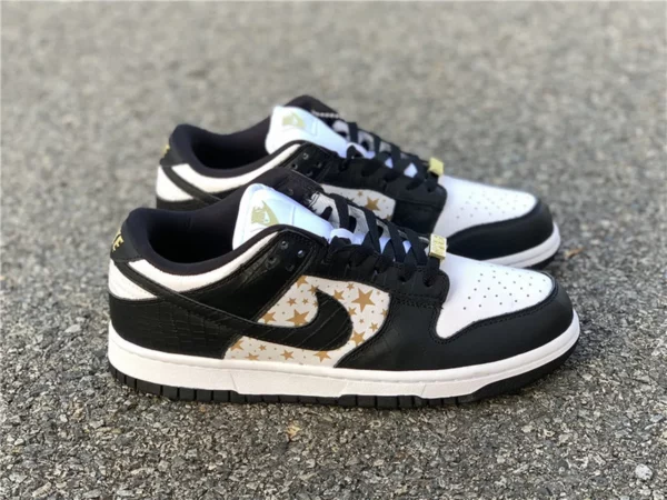 Supreme x Nike SB Dunk Low Black Stars - Replica shoes