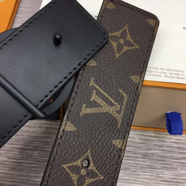 Louis Vuitton belt