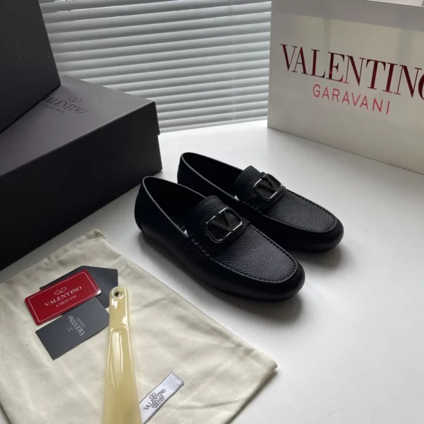 Valentino shoes - Replica shoes