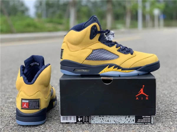 Air Jordan 5 SP Michigan - 2019-07-02 - Replica shoes