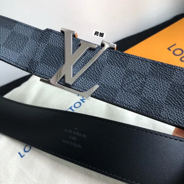 Louis Vuitton belt