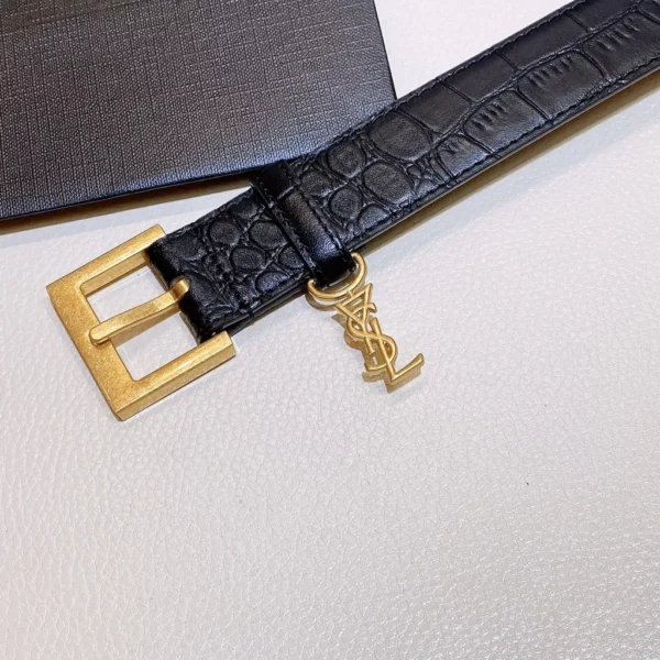 Saint Laurent belt