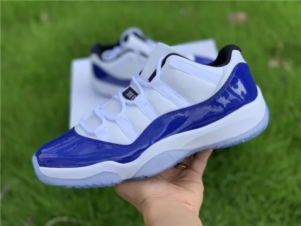 Air Jordan 11 Low WMNS Concord - Replica shoes