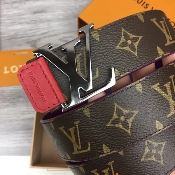 Louis Vuitton belt