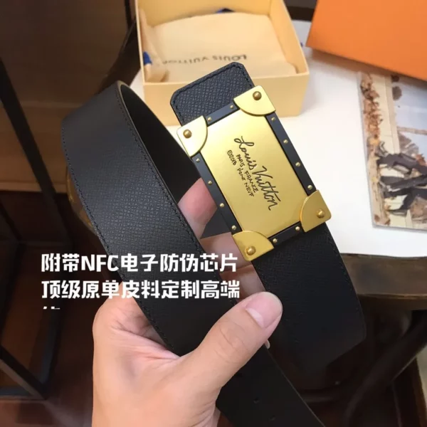 Louis Vuitton belt