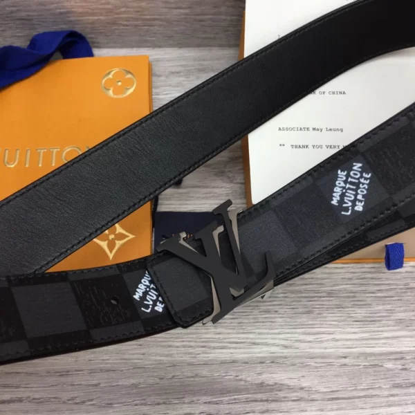 Louis Vuitton belt