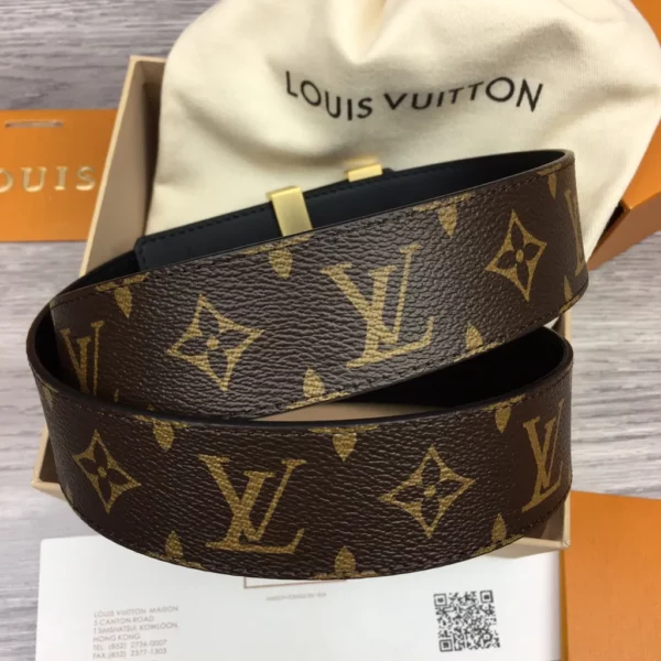 Louis Vuitton belt