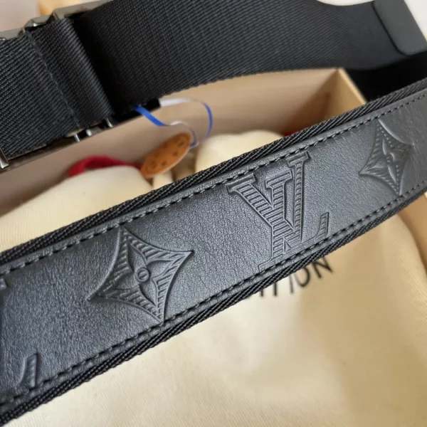 Louis Vuitton belt