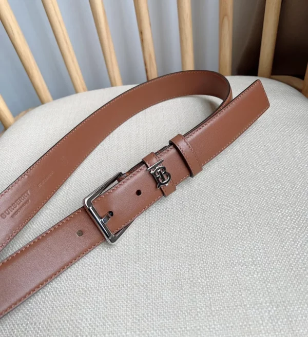 Burberry belt