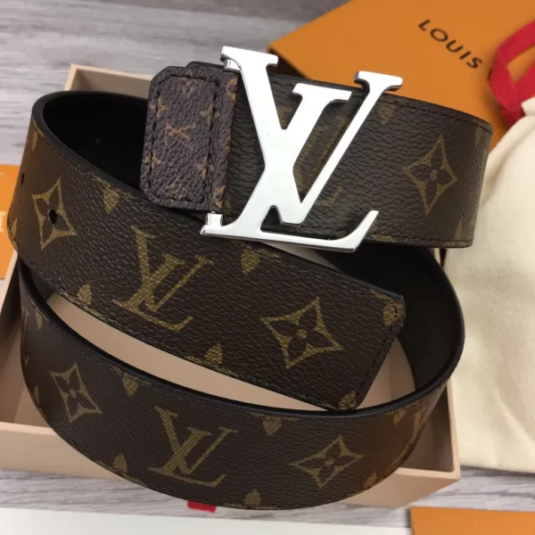 Louis Vuitton belt