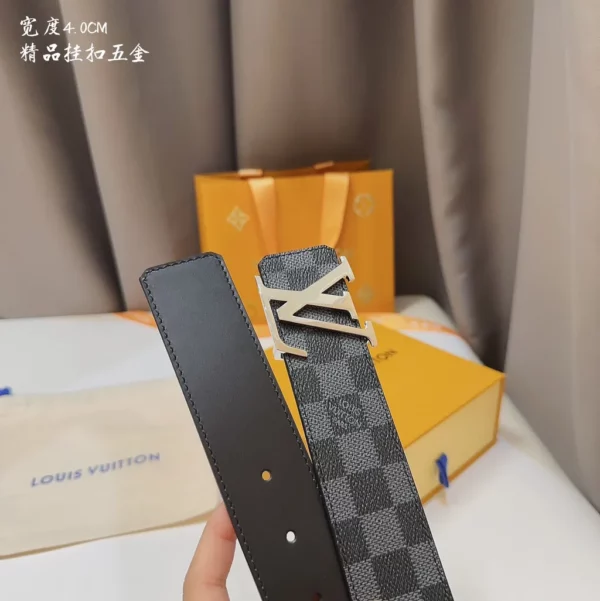 Louis Vuitton belt