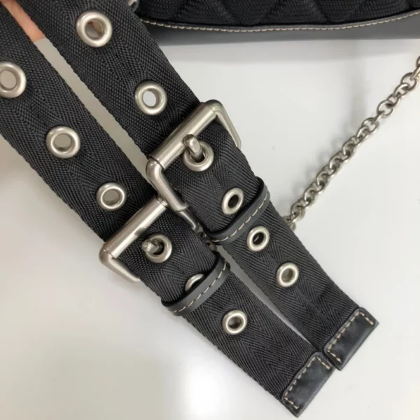 Burberry bag - rep bags