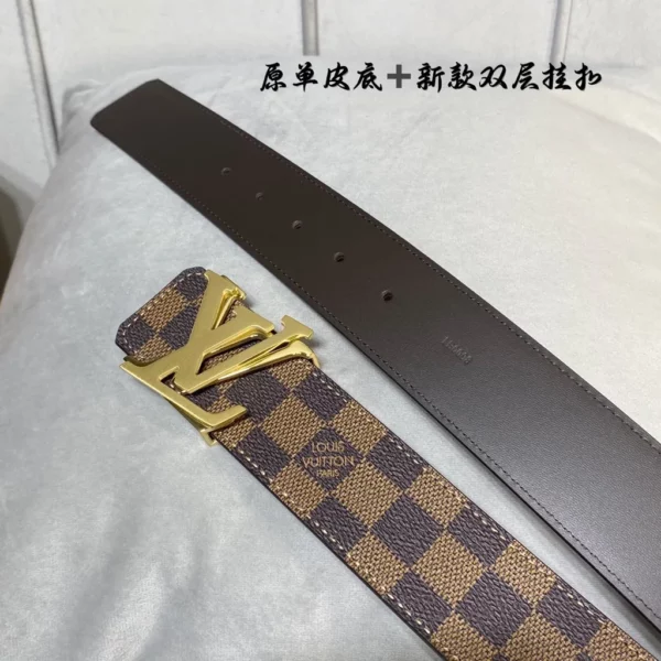 Louis Vuitton belt