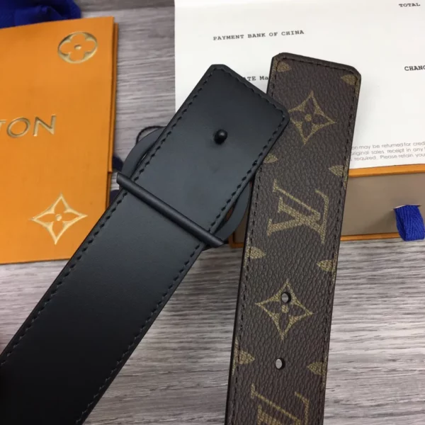 Louis Vuitton belt