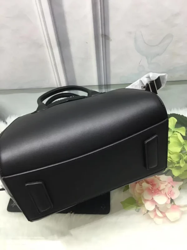 Givenchy bag - rep bags