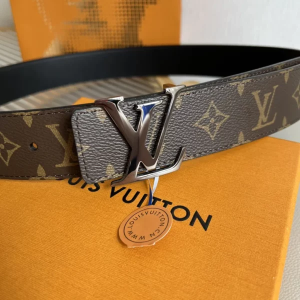 Louis Vuitton belt