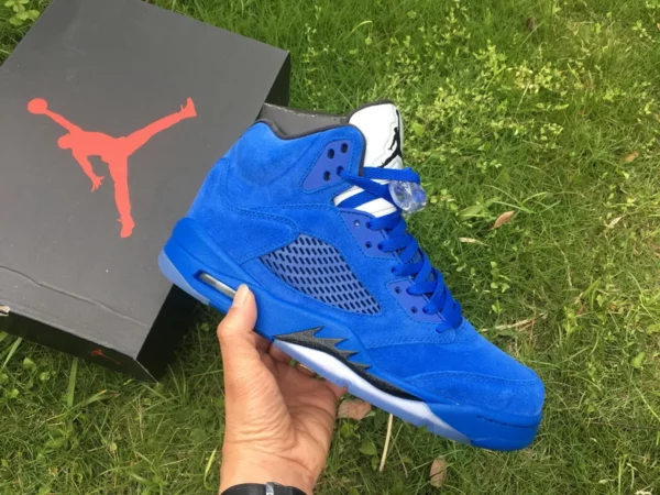 Air Jordan 5 Retro Raging Bull (2017) BlueSuede - 2017-04-09 - Replica shoes