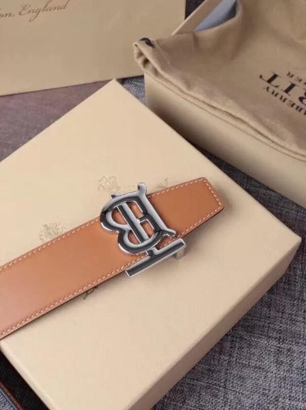 Burberry belt