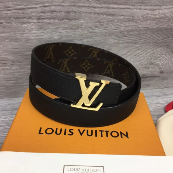 Louis Vuitton belt