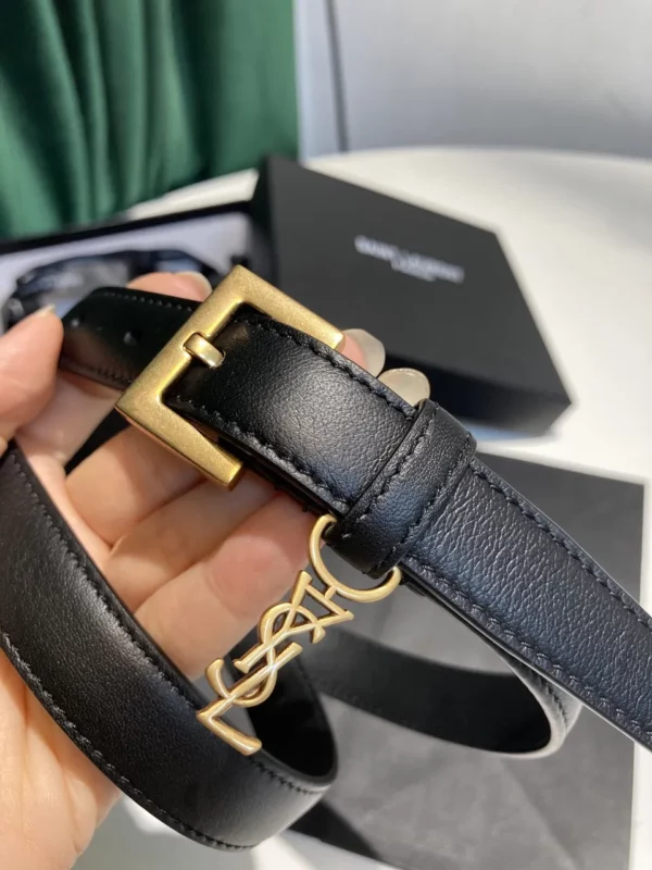 Saint Laurent belt