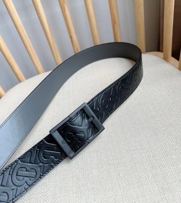 Burberry belt