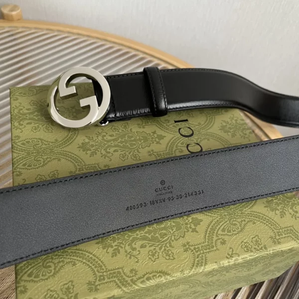 Gucci belt