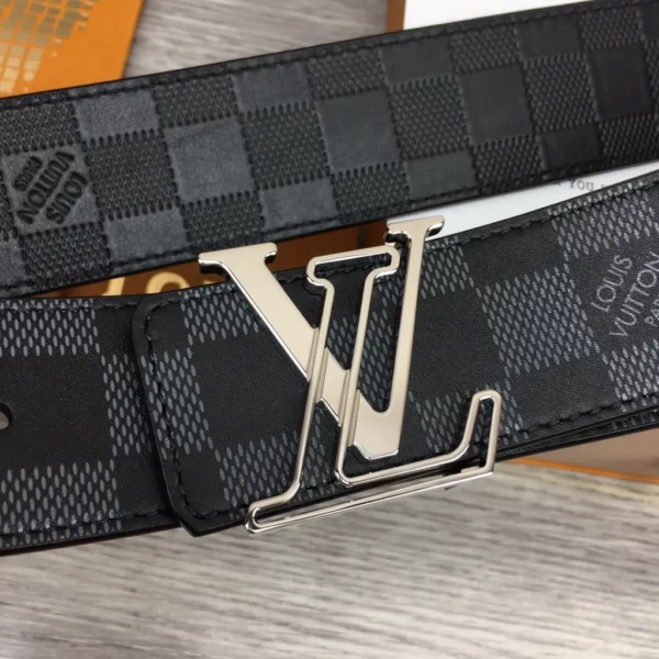 Louis Vuitton belt