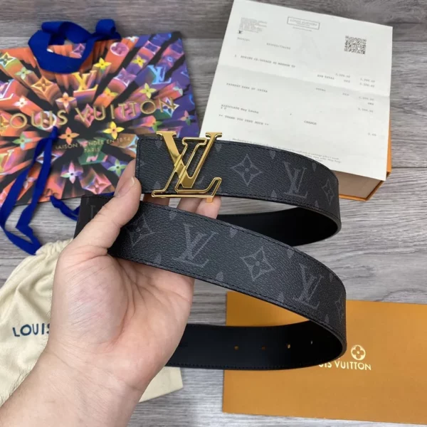 Louis Vuitton belt