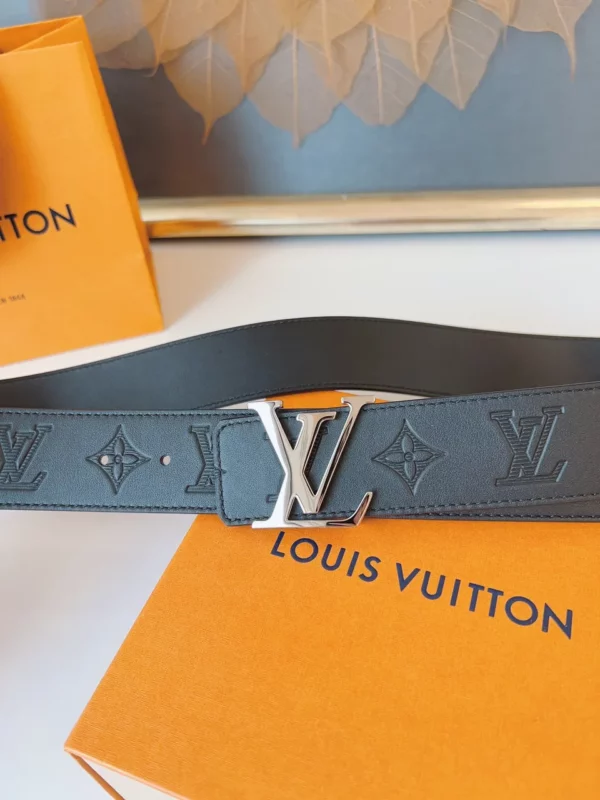 Louis Vuitton belt