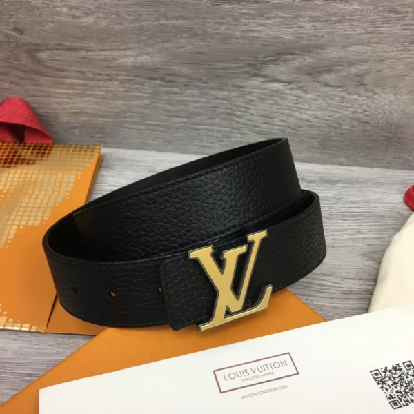 Louis Vuitton belt